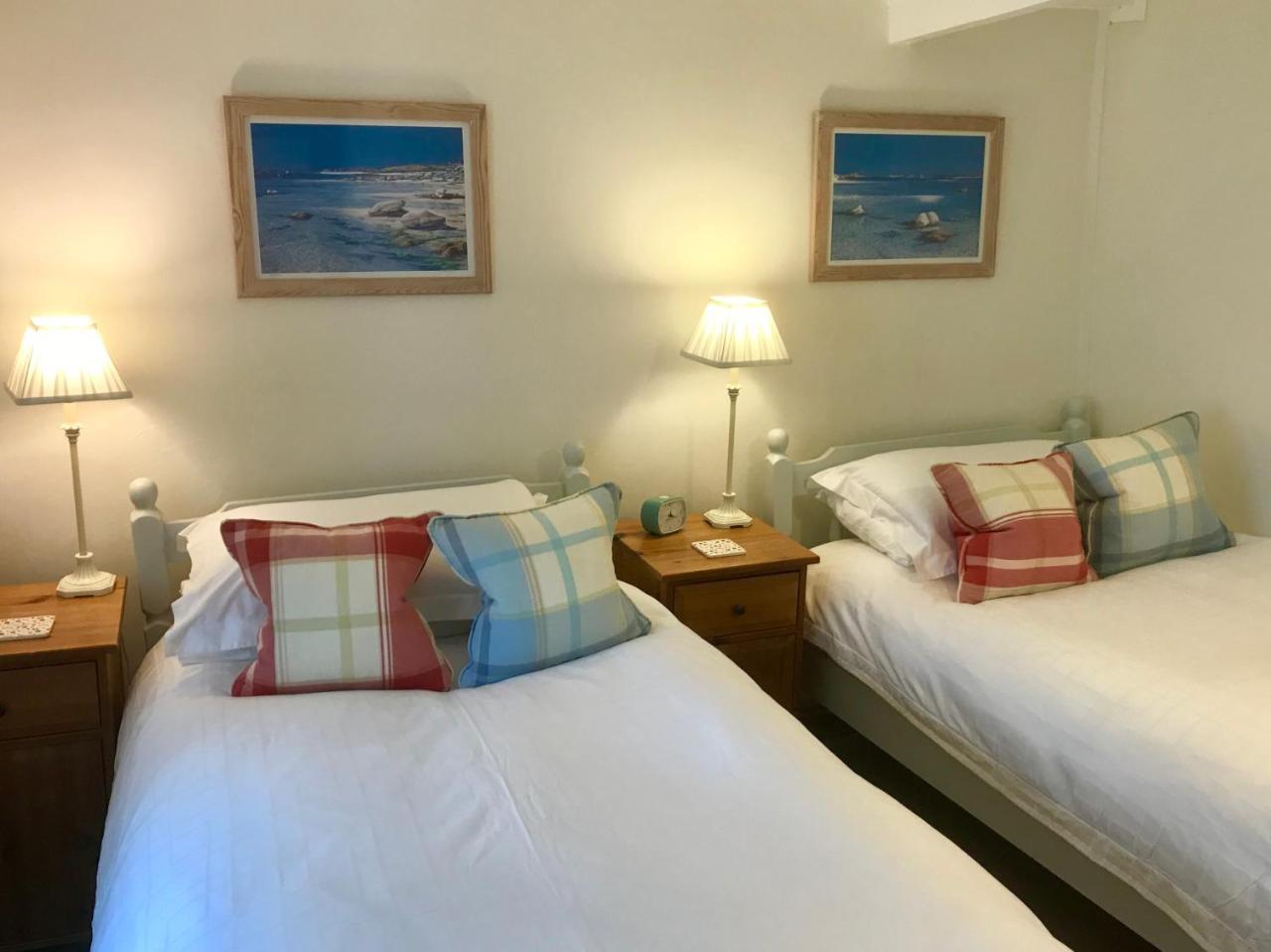 Cyntwell Guest Accommodation بادستو المظهر الخارجي الصورة